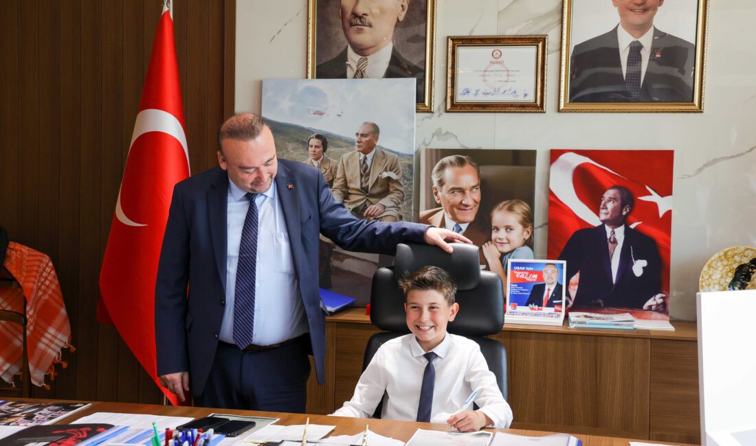 Uşak Belediye Başkanı Özkan