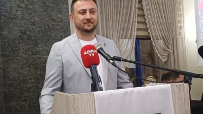 Uşak’ta faaliyetlerini sürdüren Anahtar Parti Uşak İl Teşkilatı tarafından düzenlenen geleneksel iftar
