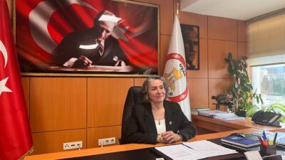 &nbsp; Uşak İl Genel Meclisi’nde gerçekleştirilen başkanlık seçimi, hem demokratik